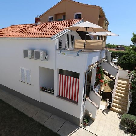 Studio Apartmani Rajlic Нин Екстериор снимка